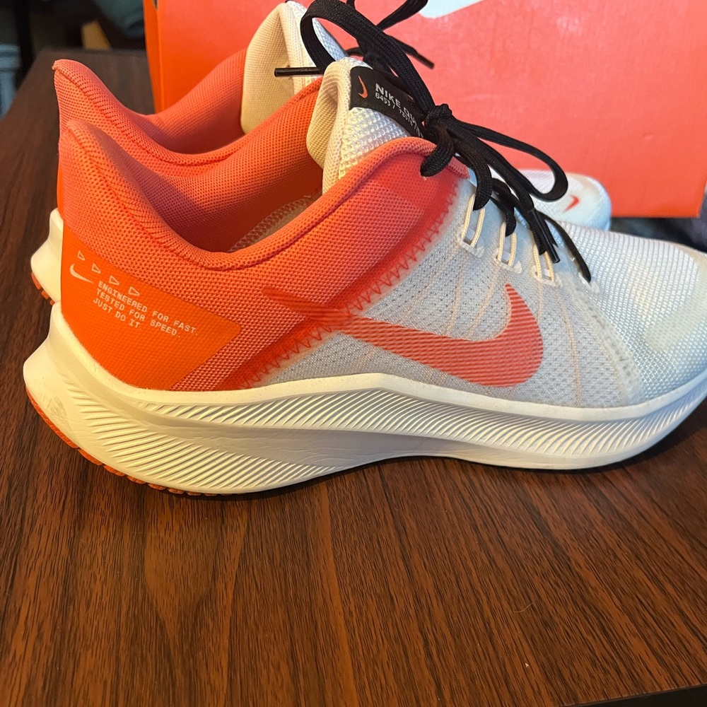 Nike Quest 4 (Womens)